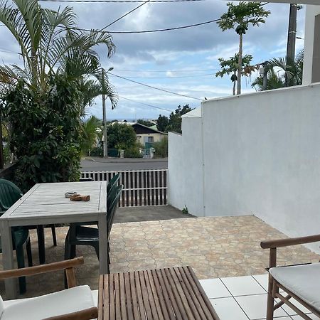 Studio 40M2 Saint Gilles Les Bains Luaran gambar