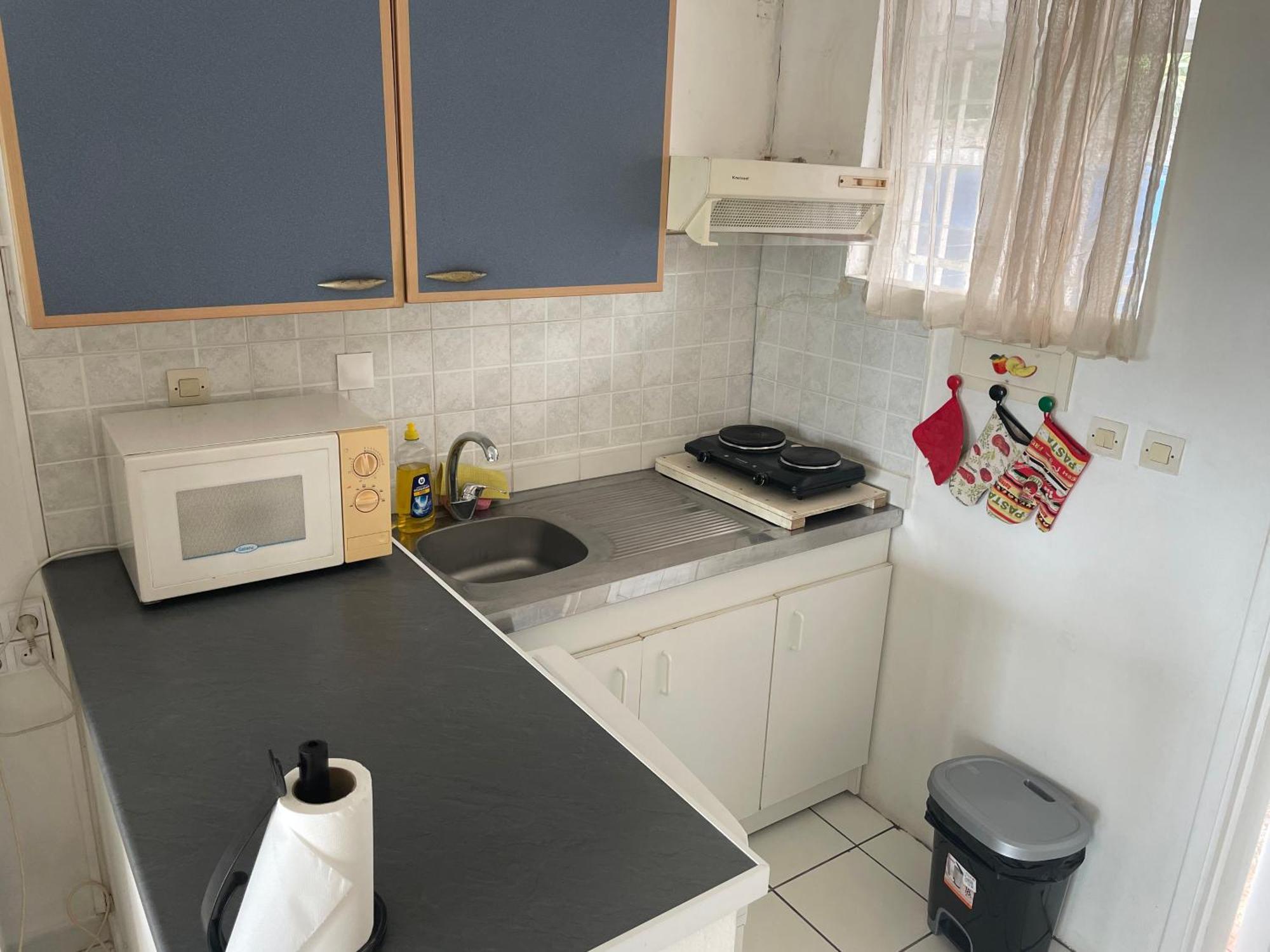 Studio 40M2 Saint Gilles Les Bains Luaran gambar