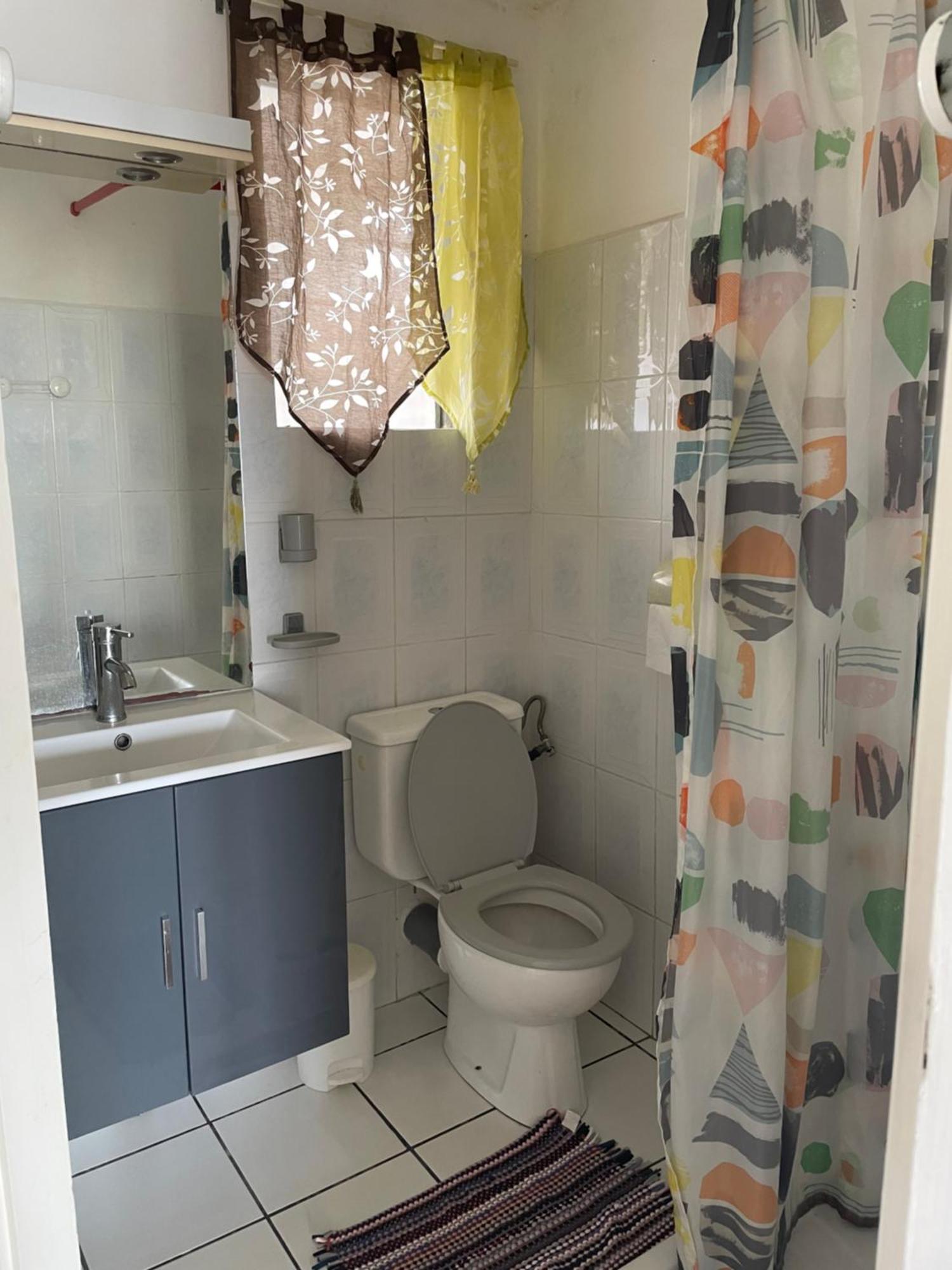 Studio 40M2 Saint Gilles Les Bains Luaran gambar